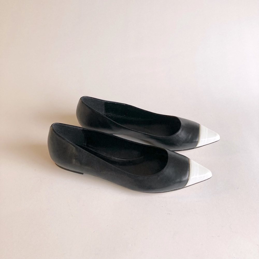 Truth or Dare by Madonna Black Leather White Patent Leather Cap Toe Flats size 8